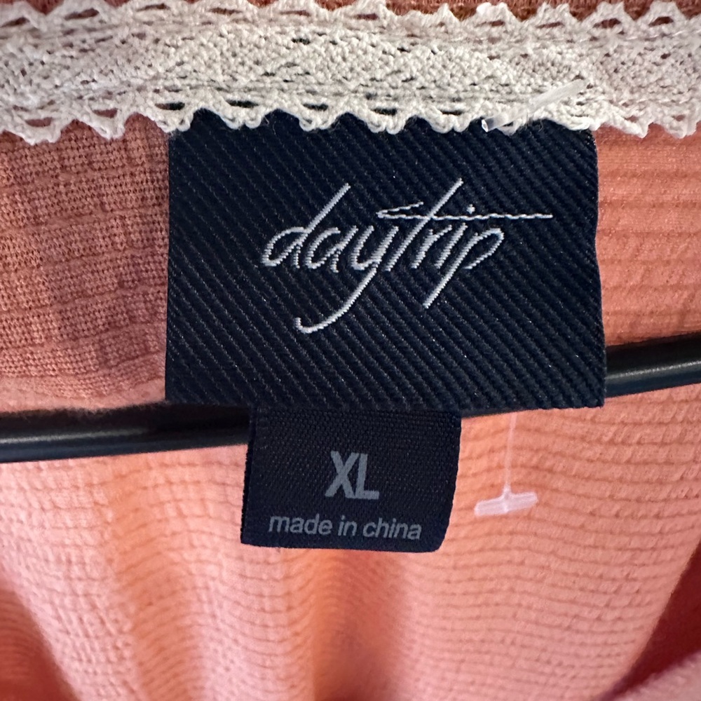 Daytrip Camel Brown Peplum Lace Trim Blouse- XL - Picture 4 of 5